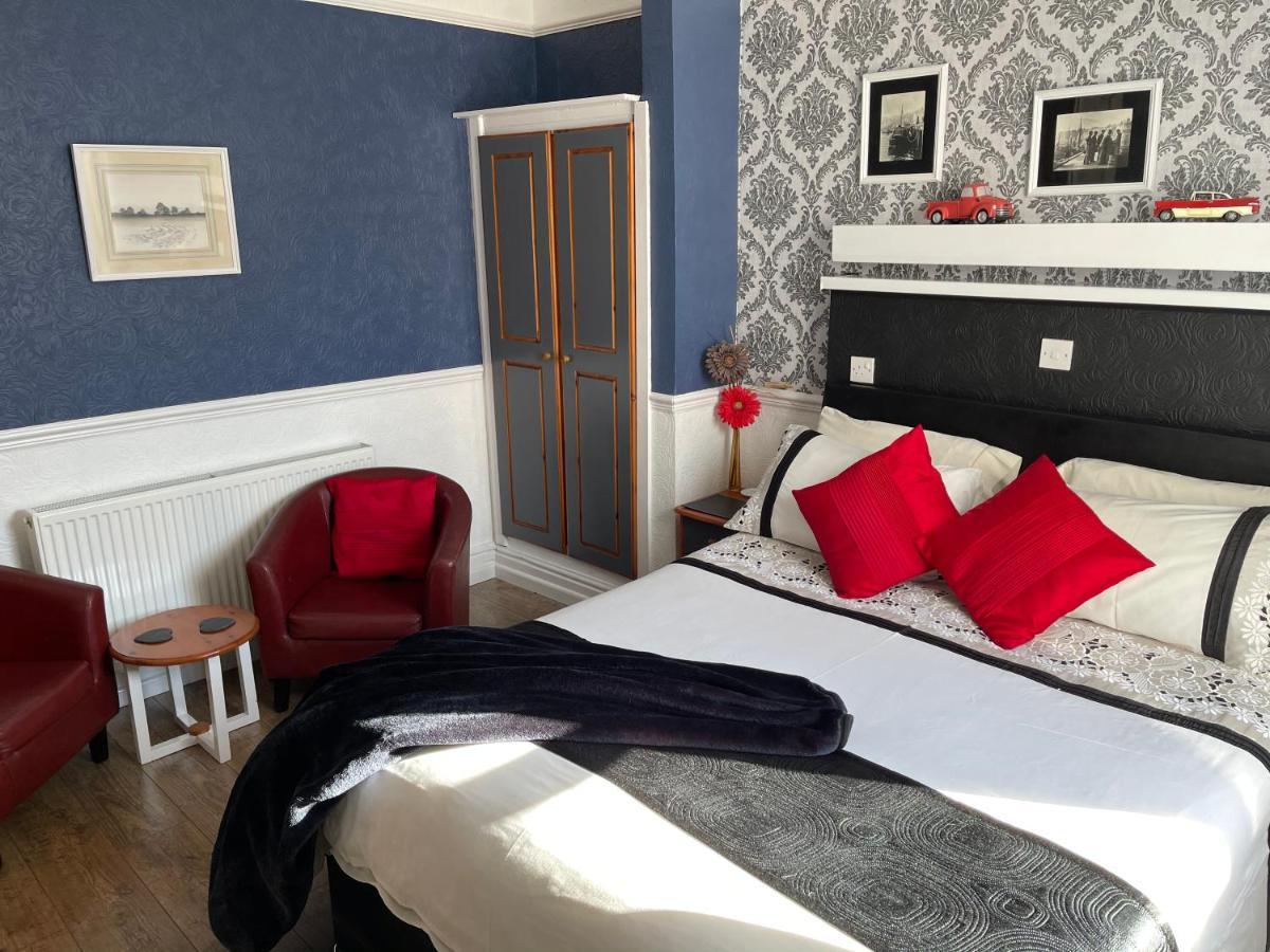 Atlanta Hotel Скарборо Экстерьер фото